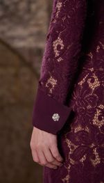 Vestido longo em renda italiana de lã