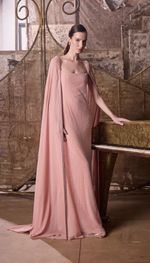 Vestido em tela com capa em georgette de seda, bordado com vidrilhos e cristais