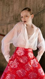 Camisa social ampla em organza de seda