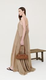 VESTIDO TARQUINADO EM MUSSELINE  