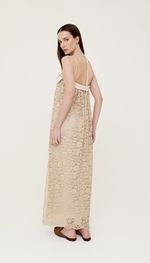 VESTIDO  AMPLO EM RENDA 
