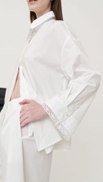 CAMISA  EM TRICOLINE COM RENDA FRANCESA