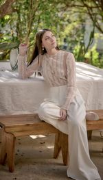 Blusa coquetel em tule e rendas francesas