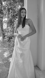 VESTIDO BRANCO TOMARA QUE CAIA EM JACQUARD