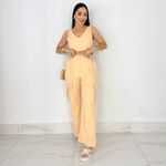 CONJUNTO CROPPED E CALÇA DE ALFAIATARIA CHASE