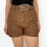 SHORT PU COM CINTO INARA