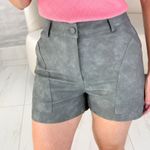 SHORT PU COM CINTO INARA
