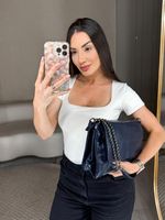 BOLSA EM COURO COM ALÇA METÁLICA ZANA