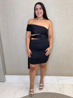 VESTIDO FLUITY COM RECORTES REMMER