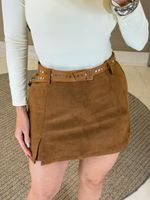 SHORT SAIA DE CAMURÇA COM CINTO CAMBLY 