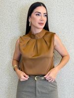 BLUSA DE CETIM GOLA ALTA GON