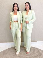 CONJUNTO CALÇA E BLAZER DE ALFAIATARIA LICHER
