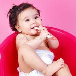Kit 2 Colheres de Treinamento Termosensível Hot Safe Rosa (4m+) - Nuby