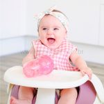 Copo com Alça Tritan Grip n' Sip Flor 240ml (4m+) - Nuby