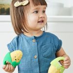 Brinquedo Musical Kit Maracas Farmstand Milho (3m+) - Skip Hop