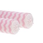 Kit Berço: Rolinhos Laterais + Rolinho Cabeceira + Almofada Quadrada + Almofada Retangular Chevron Rosa - Petit