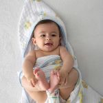 Toalha de banho c/ capuz em fralda Urso Soninho Soft - Baby Joy