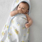 Toalha de banho c/ capuz em fralda Urso Soninho Soft - Baby Joy