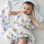 Toalha de banho c/ capuz em fralda Urso Celeste Soft - Baby Joy