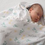 Cueiro para bebê em fralda com Pompons Folhas Soft - Baby Joy