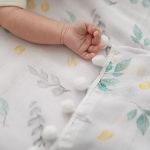 Cueiro para bebê em fralda com Pompons Folhas Soft - Baby Joy