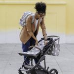 Capa protetora para carrinho de bebê Bubbles Cinza- Masterbag