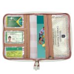 Mala com rodinhas + Bolsa Anne + Frasqueira Emy + Porta Carteira de Vacinação Margaridas - Masterbag
