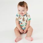 Body curto para bebê em suedine Bichinhos - Up Baby