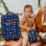 Mala com rodinhas + Bolsa Everyday + Bolsa Vicky + Porta Carteira de Vacinação Avião - Masterbag