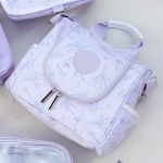 Mala com rodinhas + Bolsa Everyday + Frasqueira Térmica Emy Lavandas – Masterbag