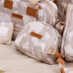 Necessaire para bebê Safari Caqui - Masterbag