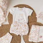 Body curto c/ Short babadinhos para bebê em algodão egípcio Floral Coelha - Mini & Co.