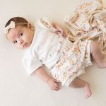 Body curto c/ Short babadinhos para bebê em algodão egípcio Floral Coelha - Mini & Co.