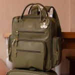Mochila Maternidade Urban Borboletas Oliva - Masterbag