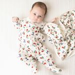 Macacão longo c/ golinha para bebê em algodão egípcio Cerejinhas - Mini & Co.