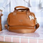 Mala com rodinhas + Bolsa Anne + Bolsa Térmica Vicky Cavalinhos Liso - Masterbag