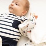 Body curto c/ Short para bebê em suedine Navy - Mini & Co.