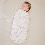 Cobertor de vestir para bebê Baby Super Soft Céu Rosa (0m+) - Buba
