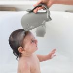 Caneca Baleia Moby para enxágue de Banho Cinza - Skip Hop