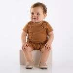 Jardineira c/ Body curto em moletom Cachorrinho Caramelo - Up Baby