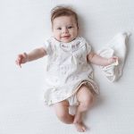 Body curto c/ Vestido em algodão egípcio Lavandas - Mini & Co.