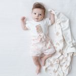 Body curto c/ Short em algodão egípcio Ursas & Flores - Mini & Co.