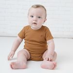 Body curto em algodão egípcio Caramelo - Mini & Co.