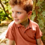 Camiseta Polo em suedine Marrom Argila - Up Baby