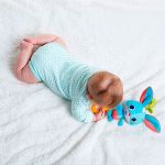 Brinquedo Treme-treme Jitter Thomas (0m+) - Tiny Love