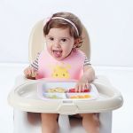 Babador com Pega-Migalhas em Silicone Girafa (6m+) - Pimpolho