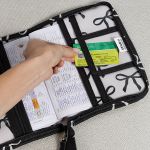 Porta Carteira de Vacinação de bebê Marie Preto - Masterbag