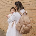 Mochila Maternidade Forma Camel - Skip Hop