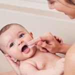 Gel Dental sem Flúor com Escova Massageadora Buba Care 50g (0m+) - Buba