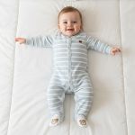 Macacão longo em suedine Urso Azul - Mini & Co.
